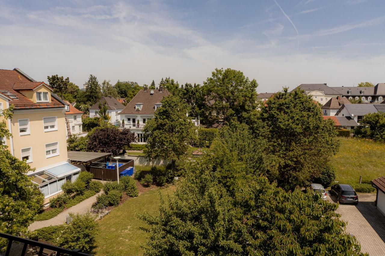 C4S Come4Stay Altoetting - 3-Zi Whg I Zentrale Lage I Parkplatz I Balkon I Wifi I Smarttv I 1 Kingsize, 1 Queensize Bett I Office Arbeitsplatz I Wohnbereich Mit Couch Und Essbereich I Voll Ausgestattete Kueche I Nespresso Exterior foto